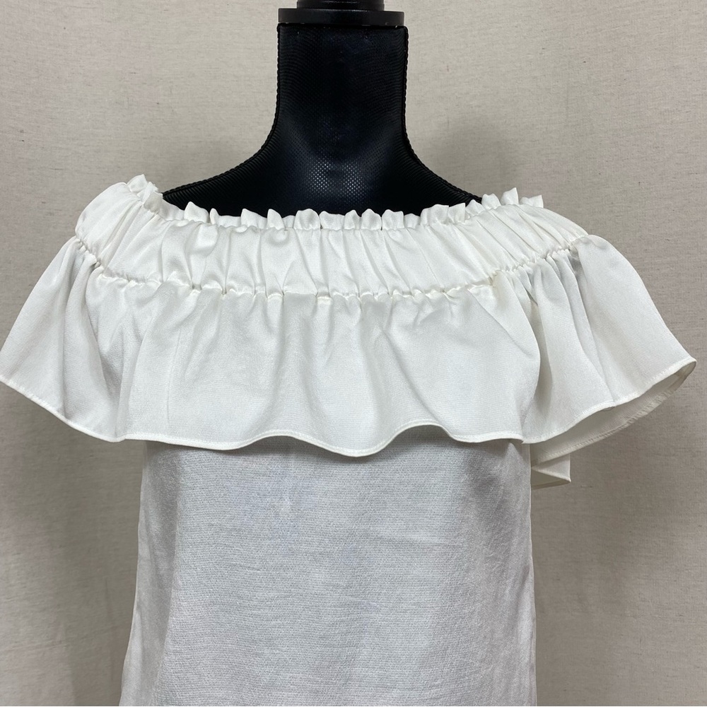 Express Ruffle Off The Shoulder White Top - Picture 5 of 9
